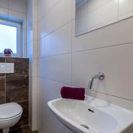 Apartment Divine In Near Hohenwerfen Castle